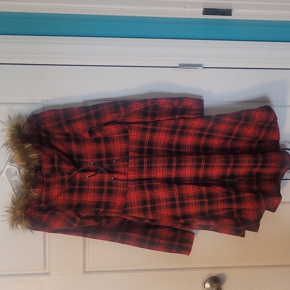 LADIES TOP/DRESS - Picture 4 of 4